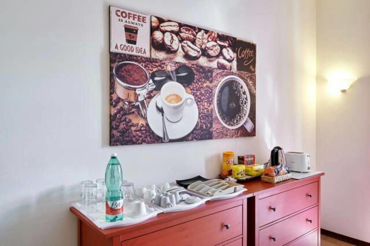 Fl Il Danubio Bed & Breakfast Bergamo Bagian luar foto